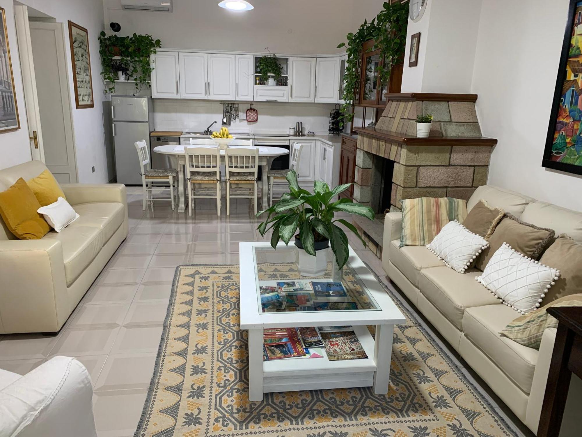 Marco'S House Villa Dolianova ภายนอก รูปภาพ