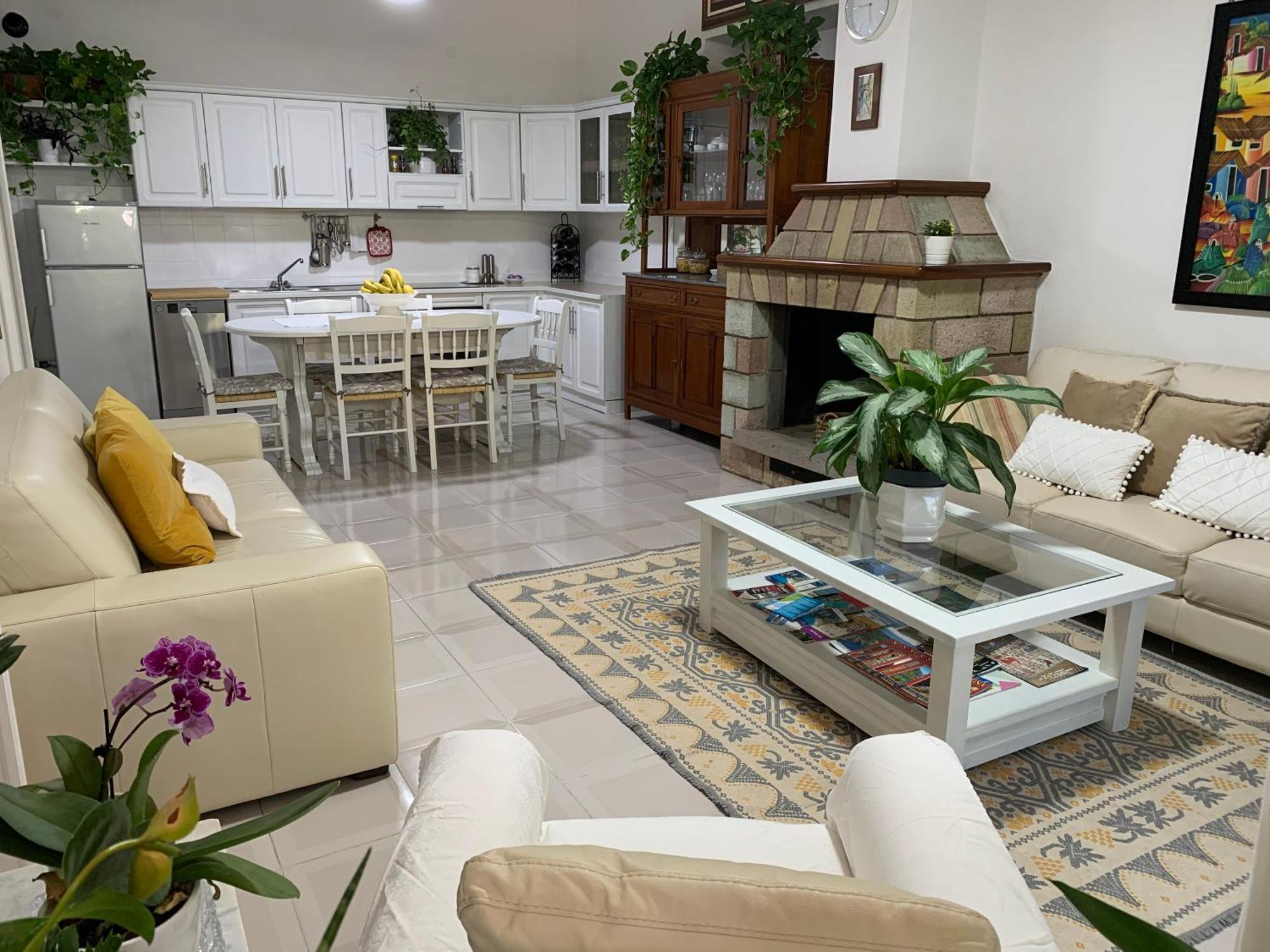Marco'S House Villa Dolianova ภายนอก รูปภาพ